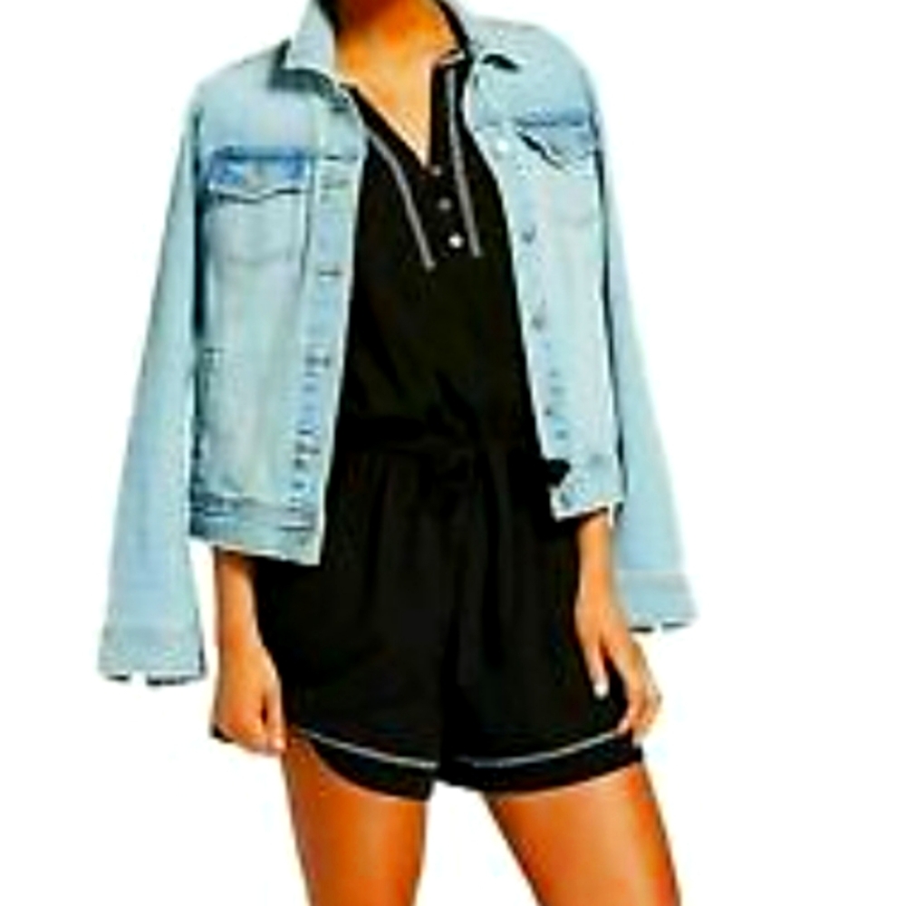 BRAND NEW UNIVERSAL THREAD BLACK ROMPER MED